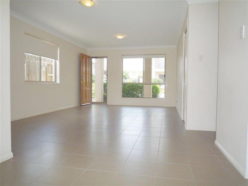 66 Johnston Street, Carina QLD 4152