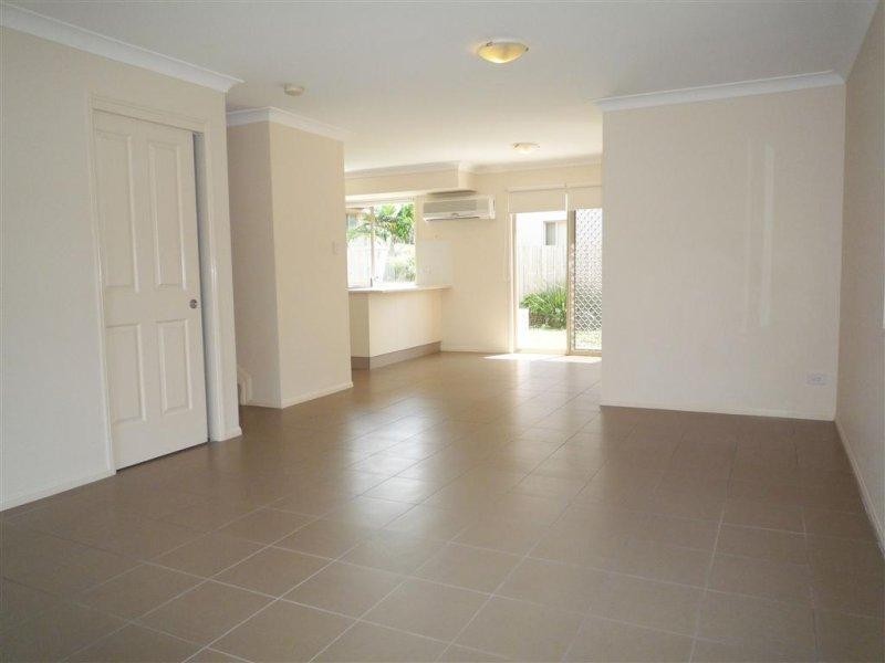 66 Johnston Street, Carina QLD 4152