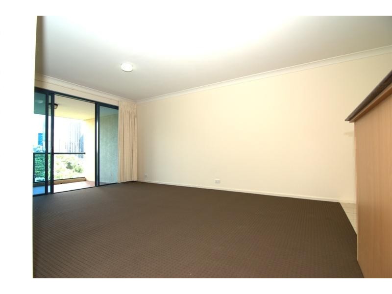 45 Deakin Street, Kangaroo Point QLD 4169