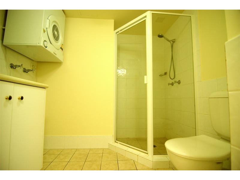 45 Deakin Street, Kangaroo Point QLD 4169
