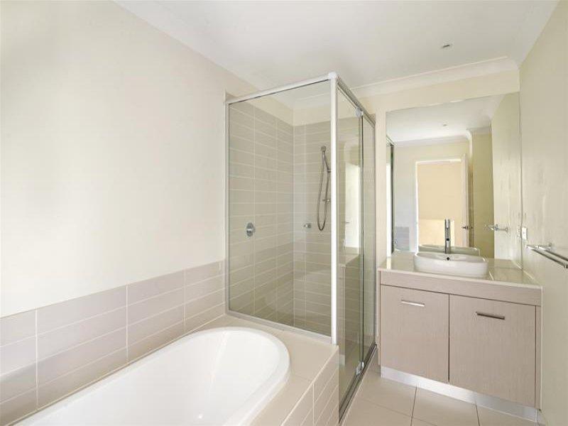 2 Inland Drive, Tugun QLD 4224