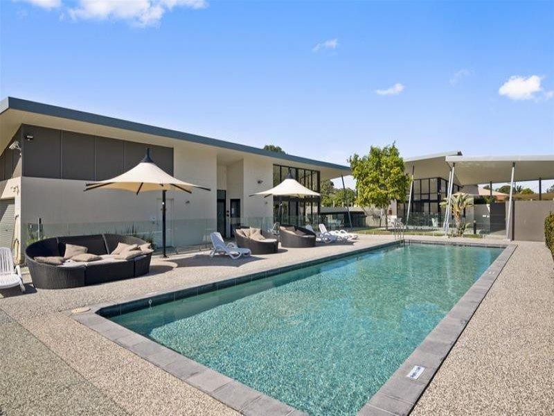 2 Inland Drive, Tugun QLD 4224