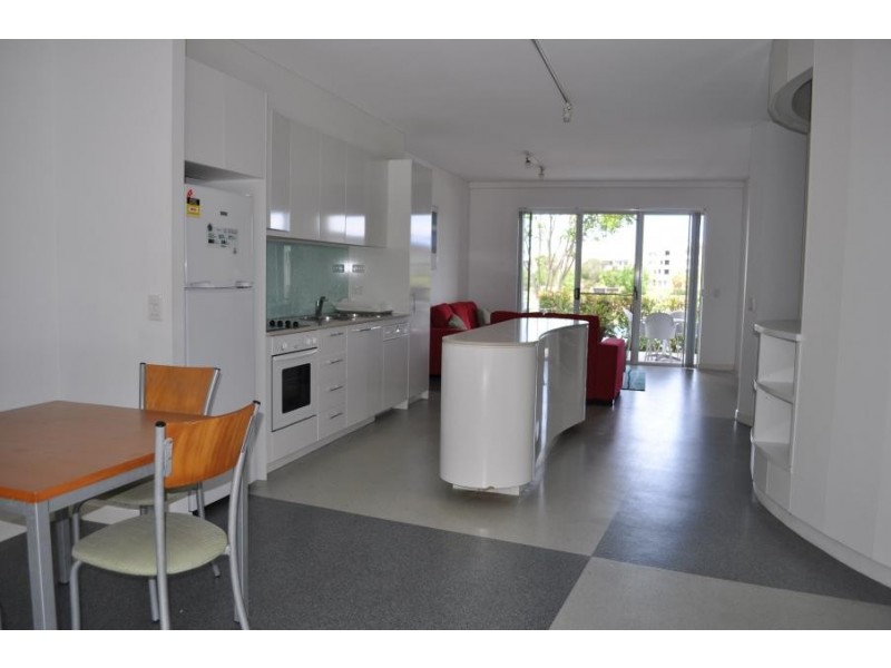98 University Drive, Varsity Lakes QLD 4227