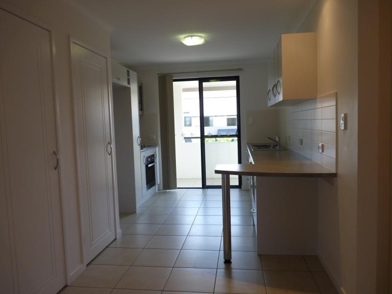 1 / 6-24 Henry Street, West End QLD 4810