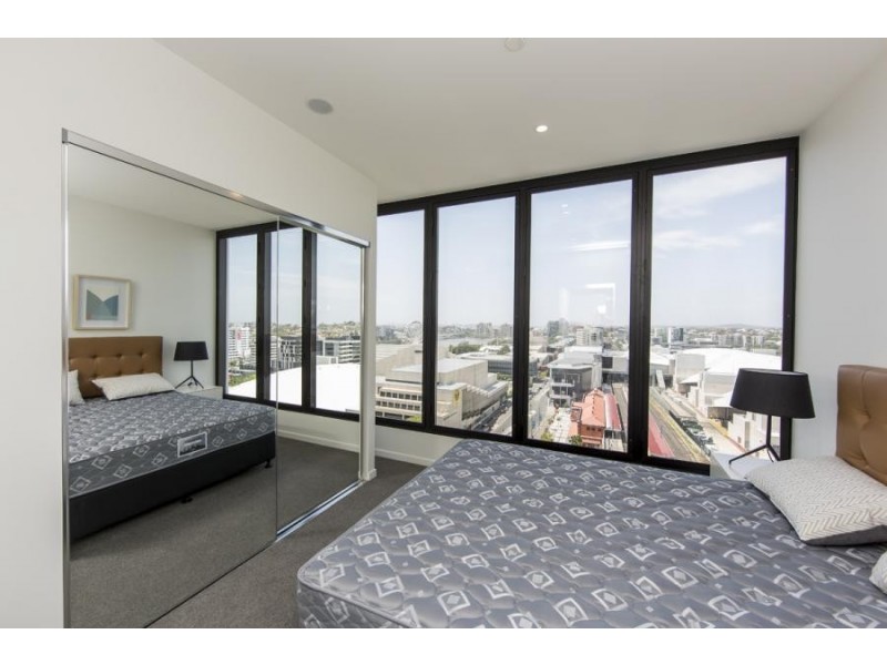 1909 77 Grey Street, South Brisbane QLD 4101