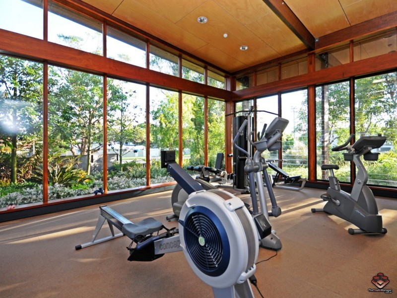 6204/323 Bayview, Runaway Bay QLD 4216