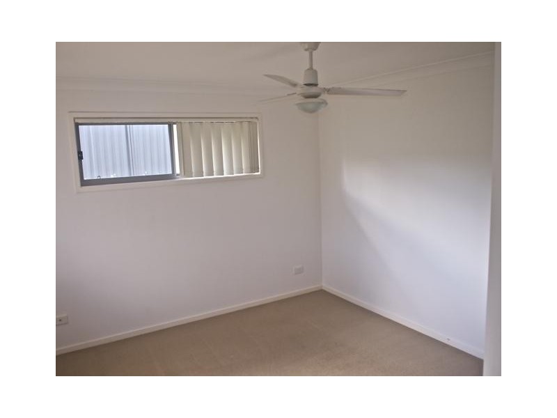 20 Whitsunday Pl, Redland Bay QLD 4165