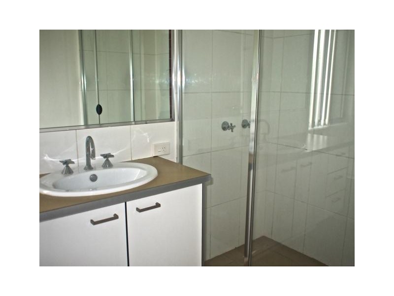 20 Whitsunday Pl, Redland Bay QLD 4165