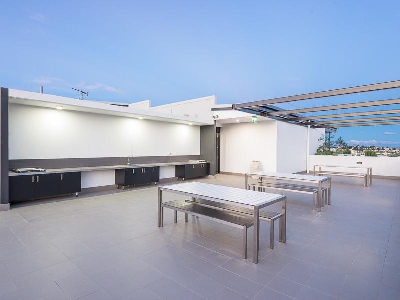 210/16 Masters Street, Newstead QLD 4006