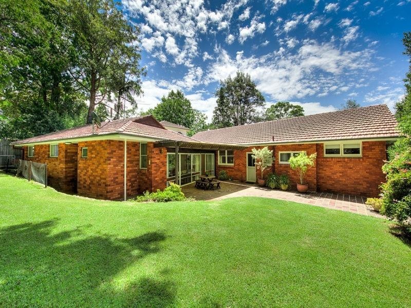 16 Bimburra Ave, St Ives NSW 2075