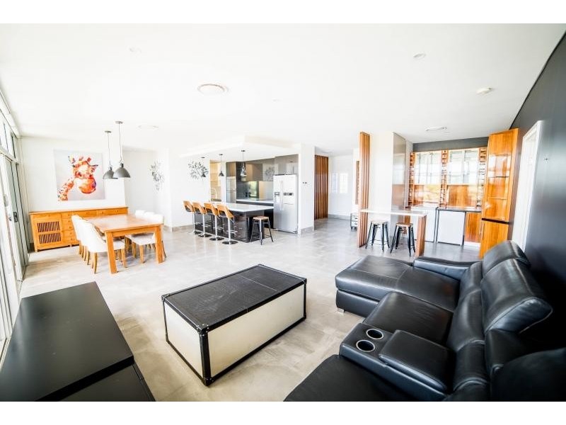 16/18 Addison Avenue, Bulimba QLD 4171