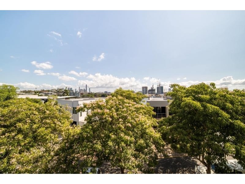 16/18 Addison Avenue, Bulimba QLD 4171
