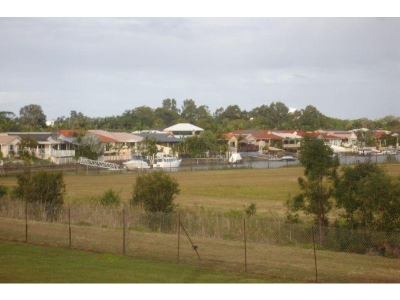 90 / 88-98 Limetree Pde, Runaway Bay QLD 4216