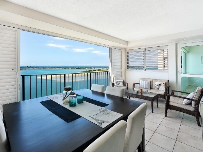 326 Marine Parade, Labrador QLD 4215
