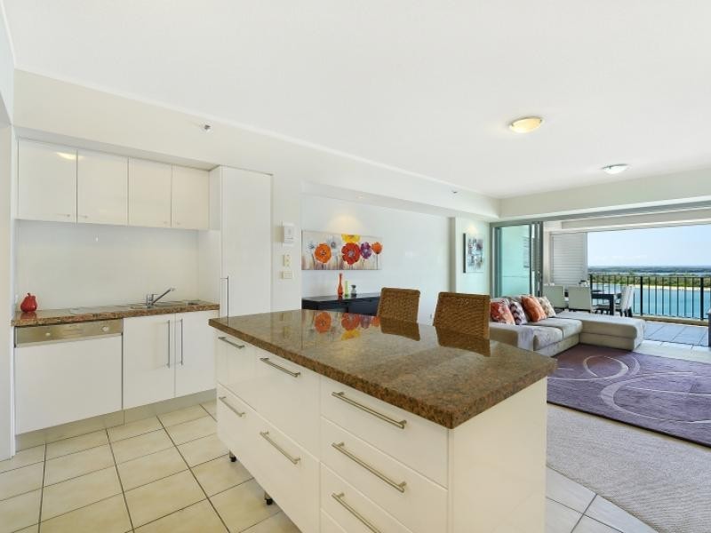 326 Marine Parade, Labrador QLD 4215