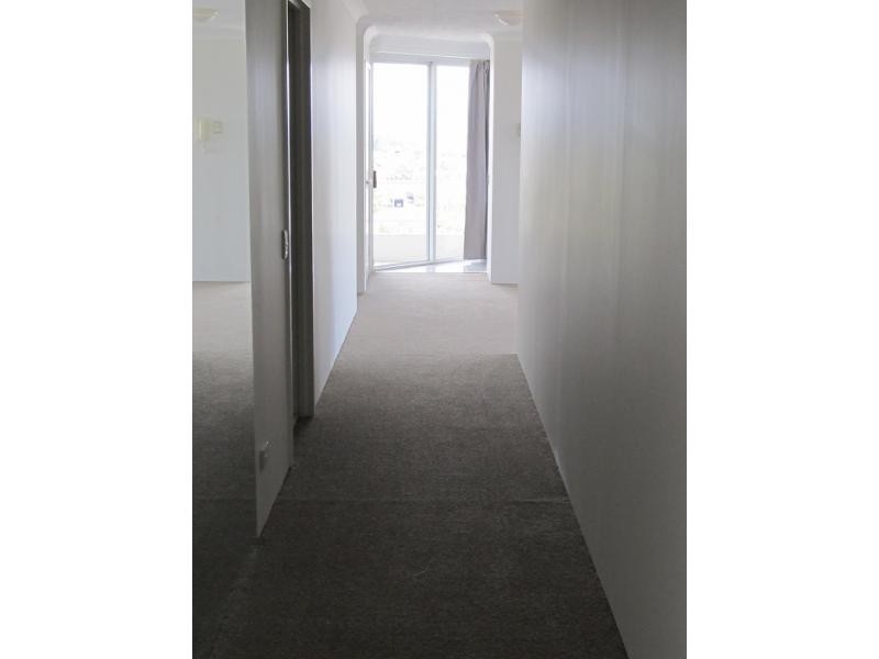 1 / 56 Hooker Blvd, Mermaid Waters QLD 4218