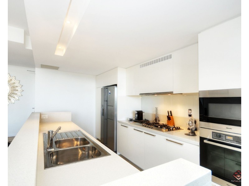 5602/323 Bayview Street, Hollywell QLD 4216