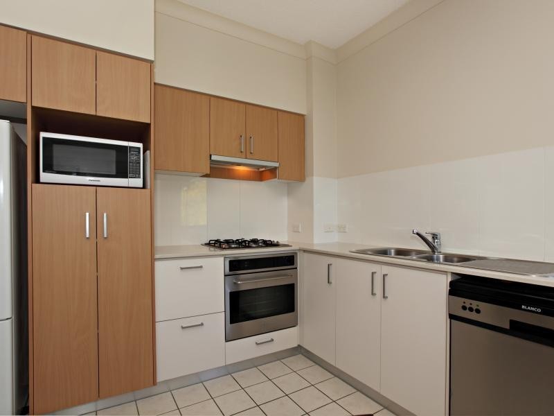 21 Patrick Lane, Toowong QLD 4066