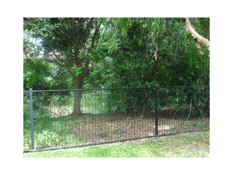 Unit 8 / 49 Gannon Avenue, Manly QLD 4179