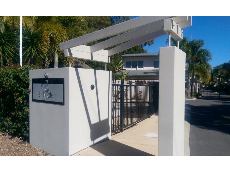 71 Elizabeth st, Urangan QLD 4655