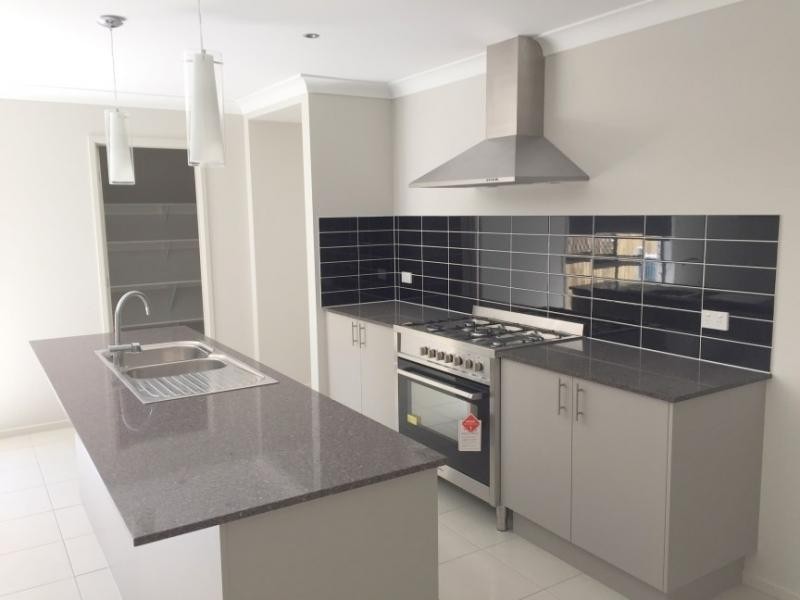 13a Calandra, Redbank Plains QLD 4301