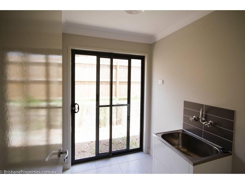 13a Calandra, Redbank Plains QLD 4301