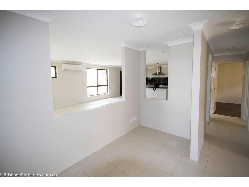 13a Calandra, Redbank Plains QLD 4301