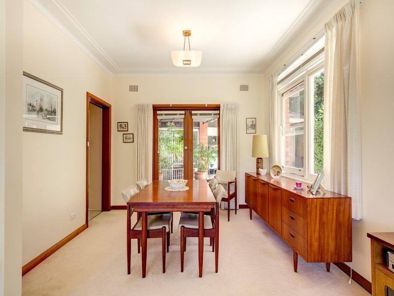 16 Bimburra Ave, St Ives NSW 2075