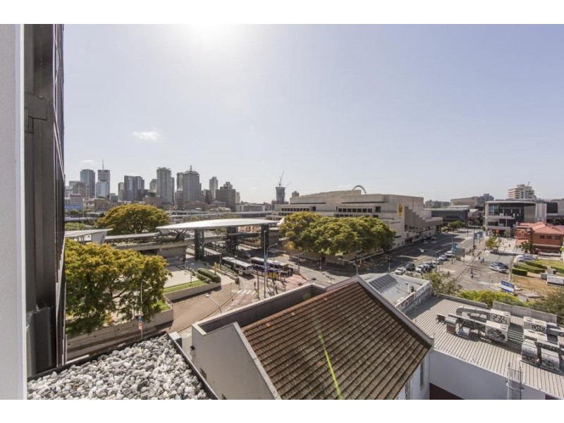 1910 77-79 Grey Street, South Brisbane QLD 4101