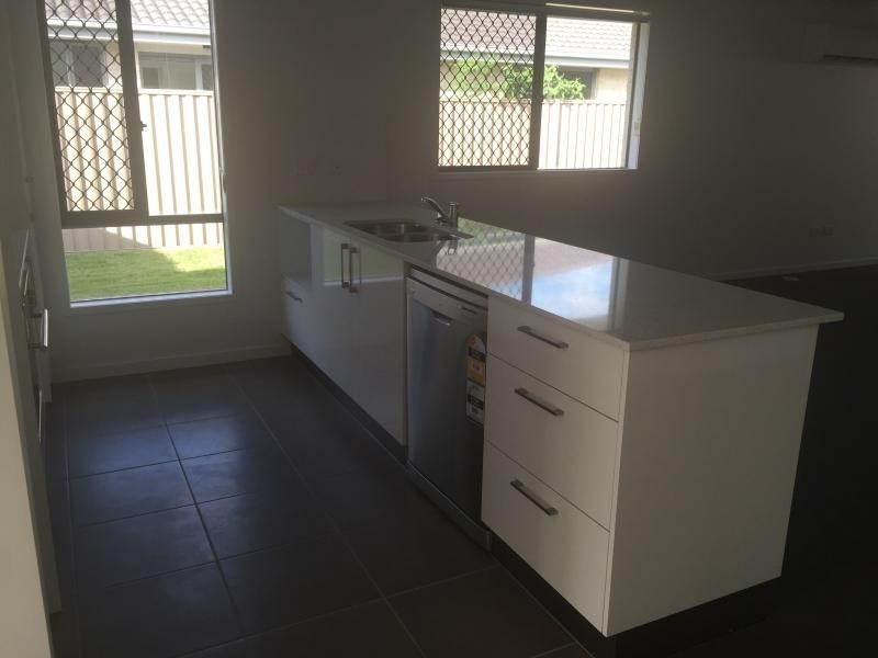 05/ / 15-23 Redondo St, Ningi QLD 4511