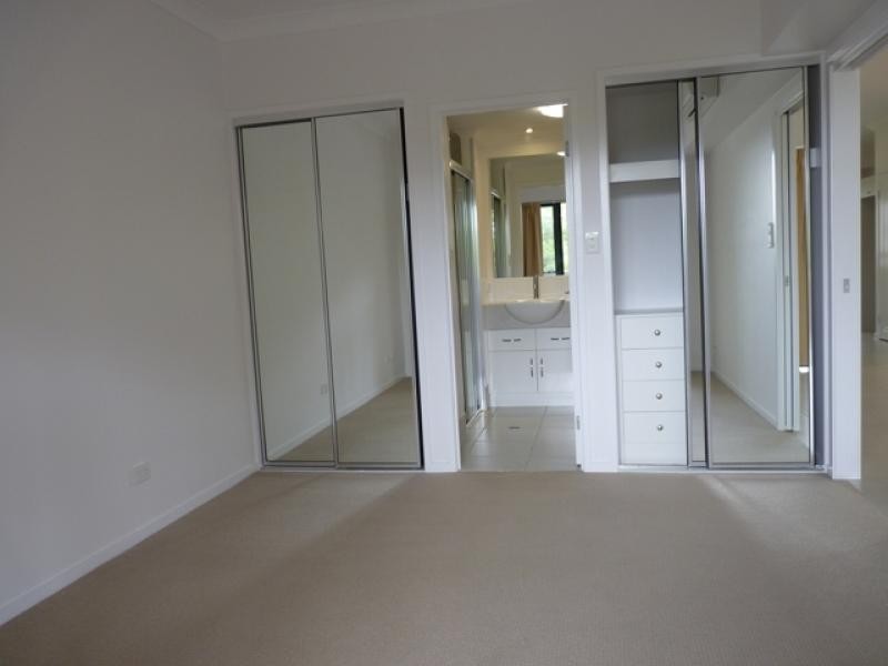 1 / 6-24 Henry Street, West End QLD 4810