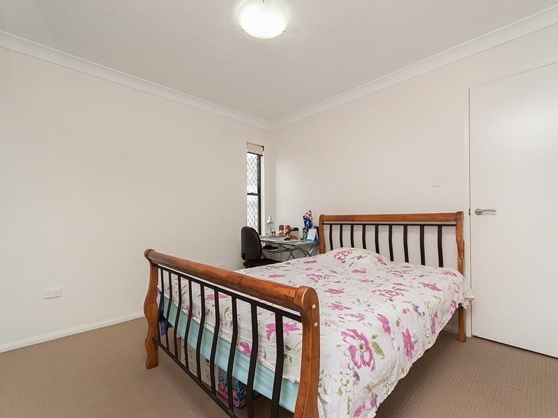 2A / 35 Hamilton Road, Moorooka QLD 4105