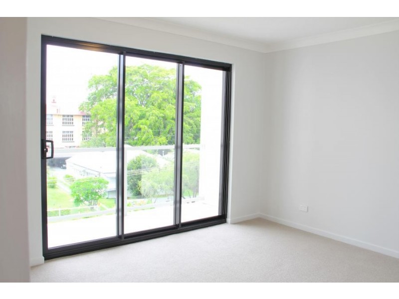 13-15 Norman Street, Wooloowin QLD 4030