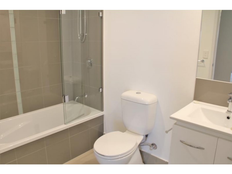 13-15 Norman Street, Wooloowin QLD 4030