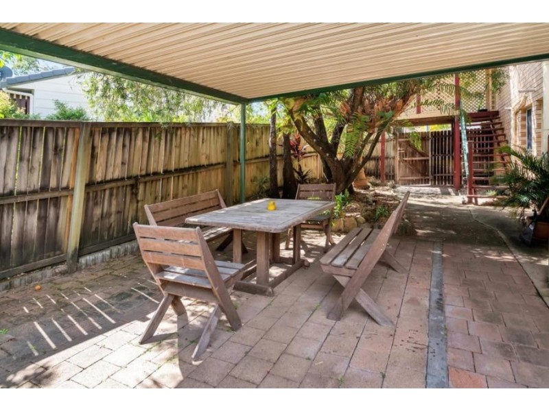 1 / 18 Freda, Ashmore QLD 4214