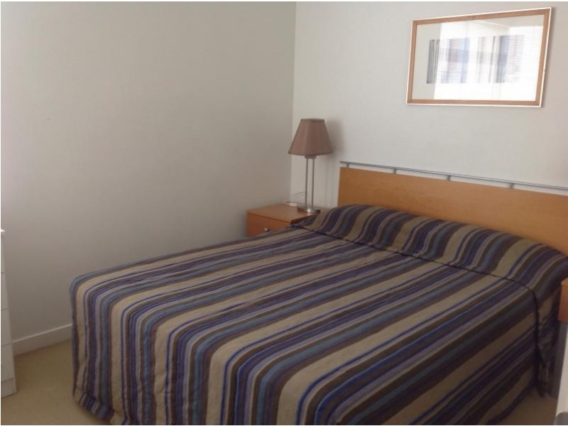 98 University Drive, Varsity Lakes QLD 4227