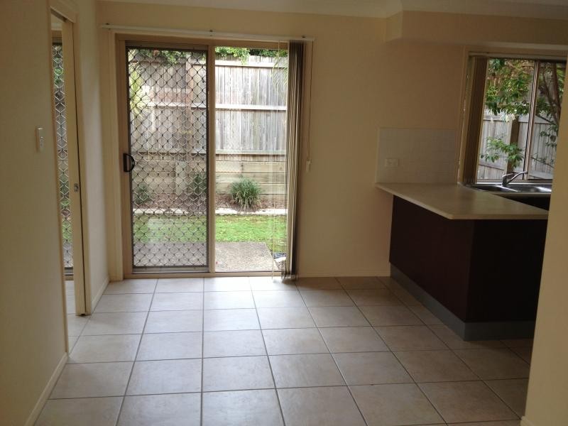 44 Johnston Street, Carina QLD 4152