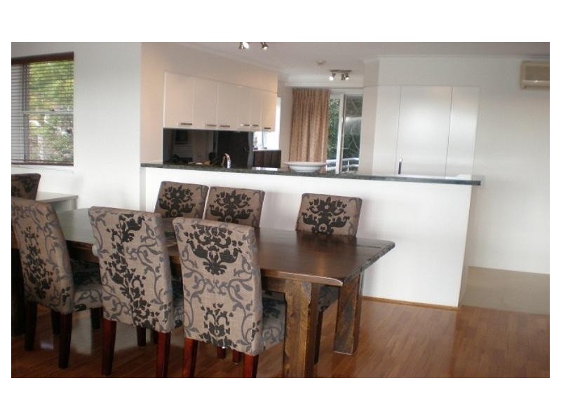 135 Macquarie Street, Teneriffe QLD 4005