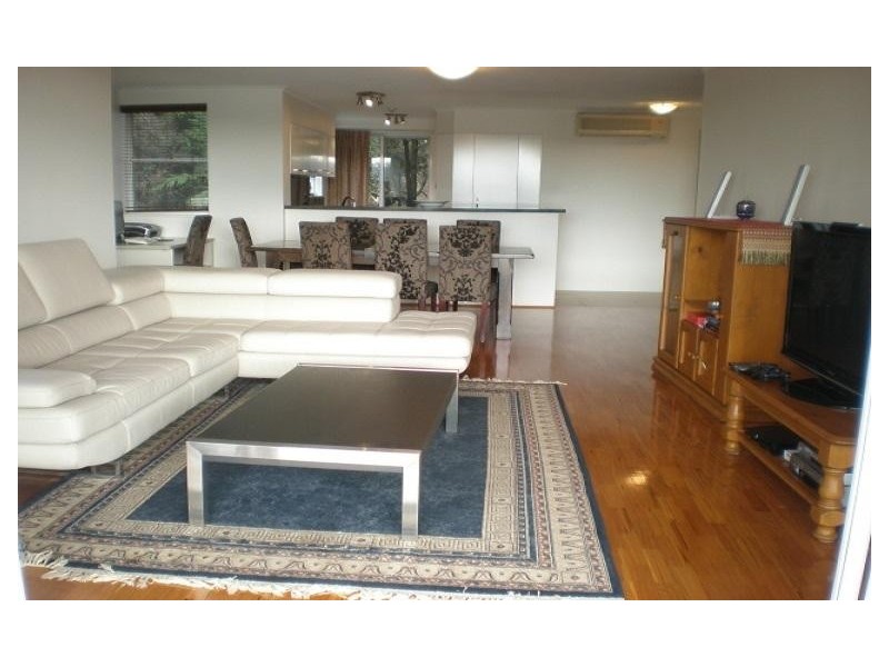 135 Macquarie Street, Teneriffe QLD 4005