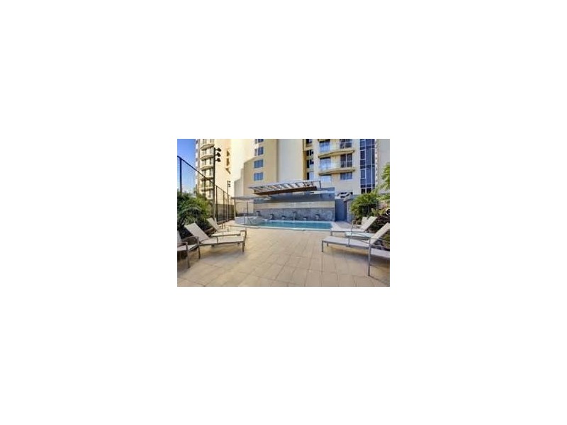30 Macrossan Street, Brisbane QLD 4000