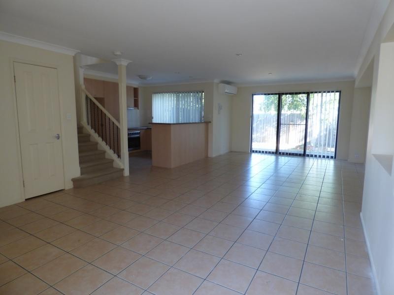 23/2 Tuition Street, Upper Coomera QLD 4209