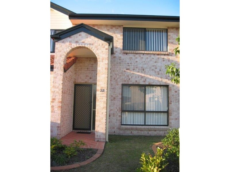 22/141 Pacific Pines Boulevarde, Pacific Pines QLD 4211