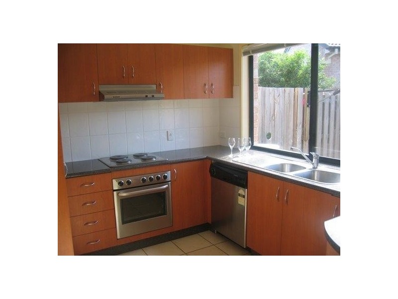 22/141 Pacific Pines Boulevarde, Pacific Pines QLD 4211