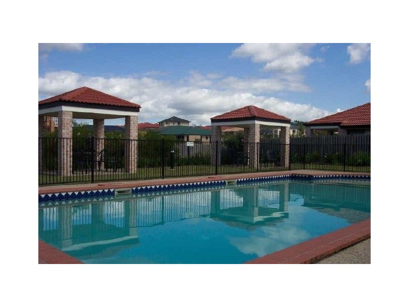 22/141 Pacific Pines Boulevarde, Pacific Pines QLD 4211