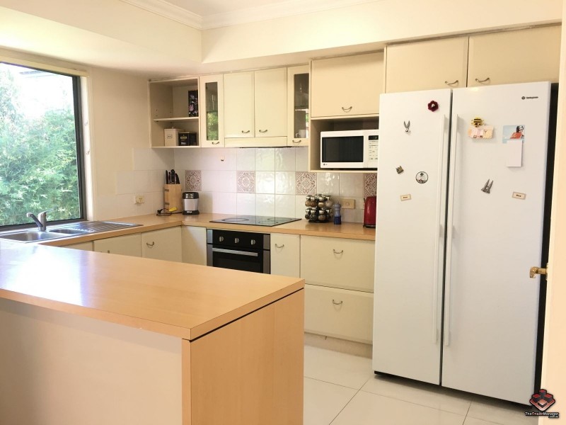 40 / 20 Fairway Drive, Clear Island Waters QLD 4226