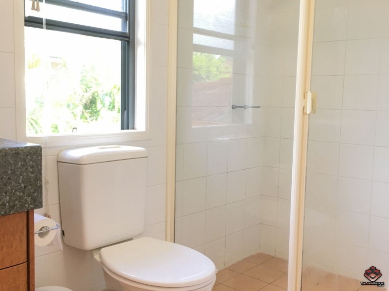 40 / 20 Fairway Drive, Clear Island Waters QLD 4226