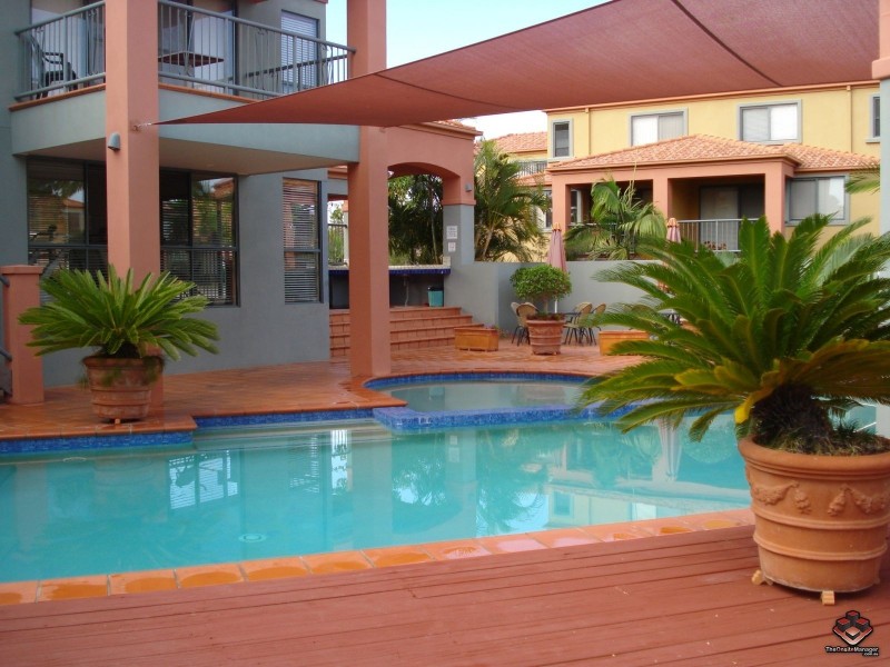 40 / 20 Fairway Drive, Clear Island Waters QLD 4226