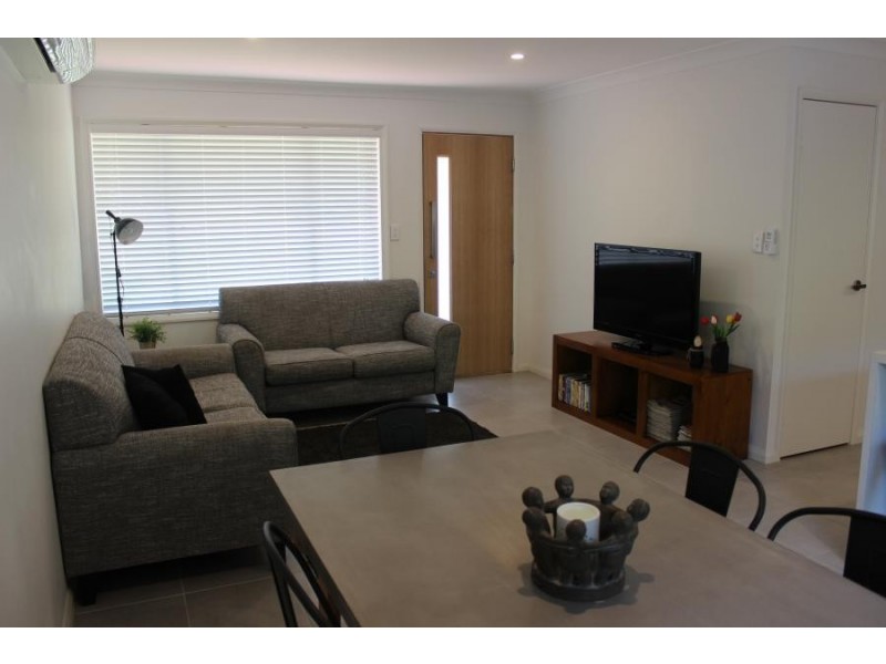 8 Kingfisher Place, Tumbi Umbi NSW 2261