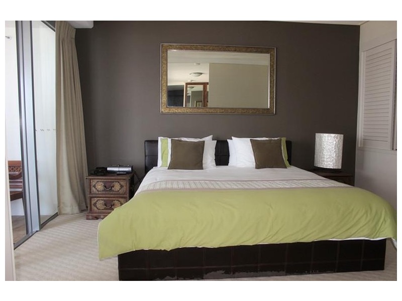 105 Scarborough Street, Southport QLD 4215