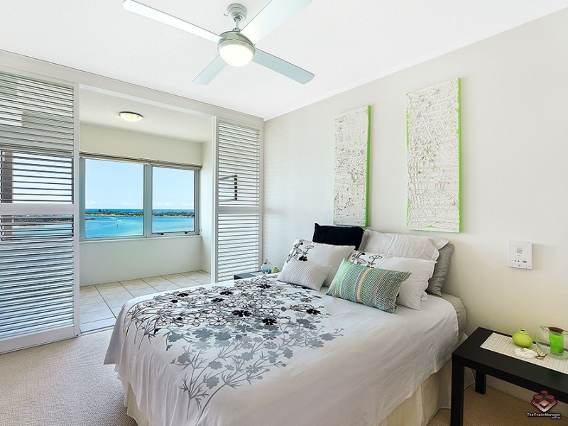 326 Marine Parade, Labrador QLD 4215